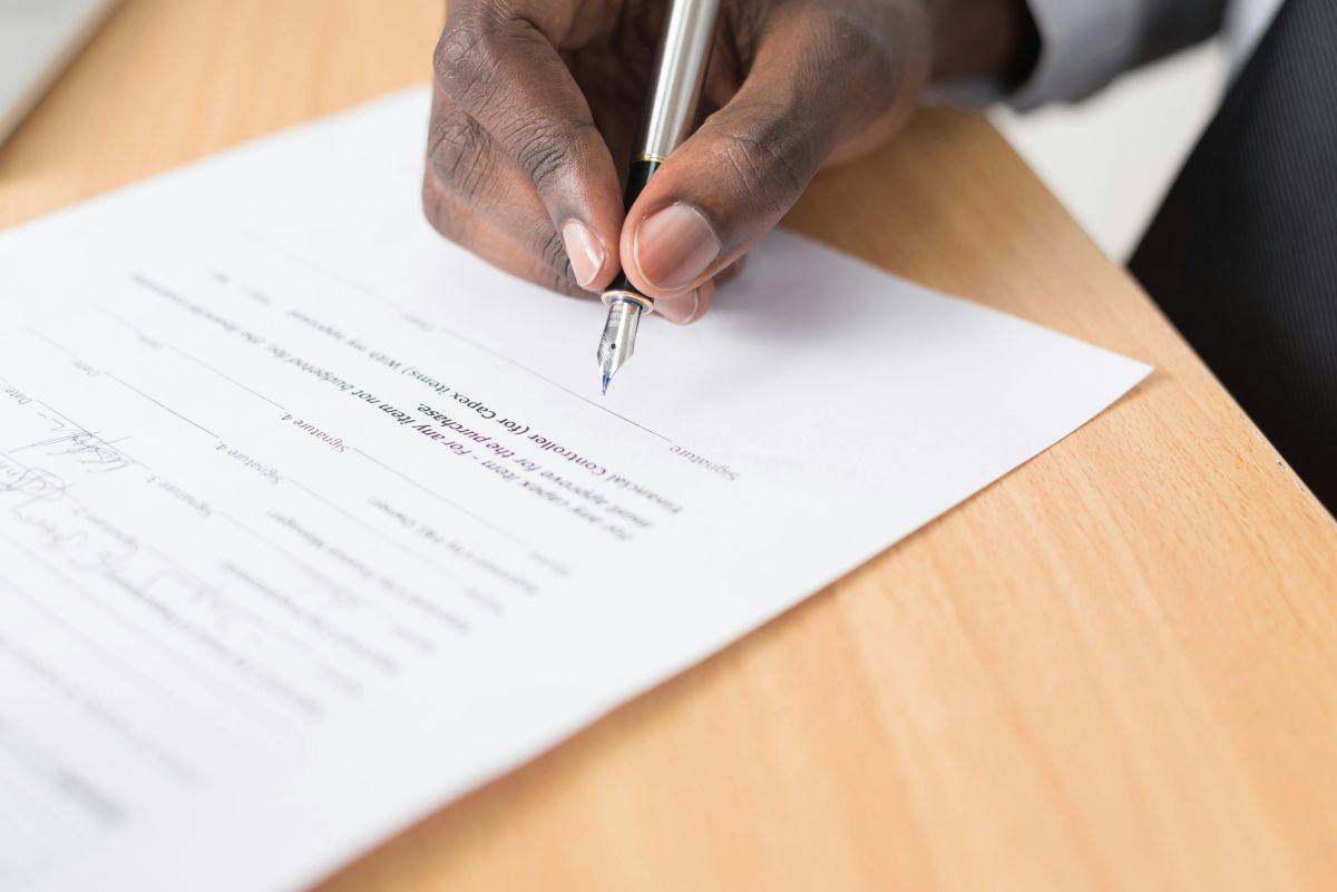 Evitar fraudes en contratos de compraventa