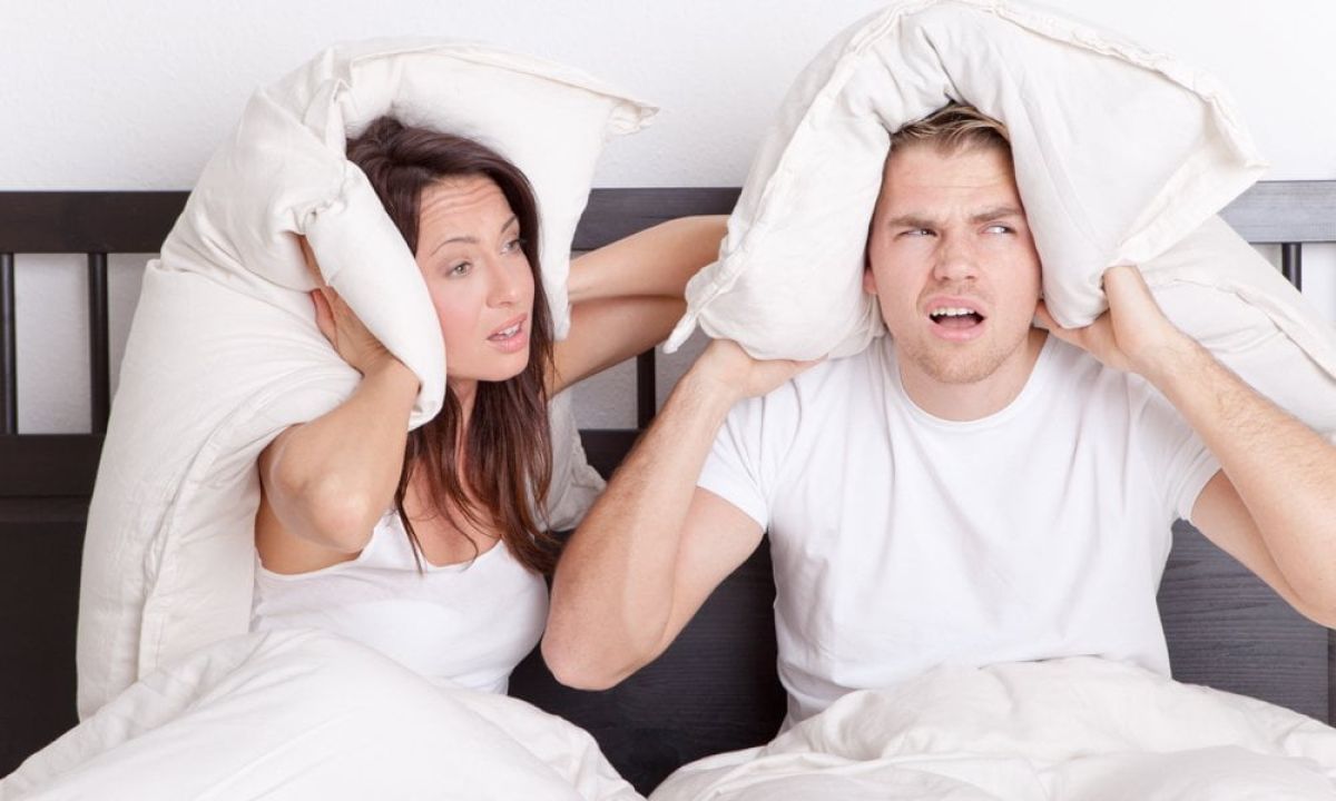 Qué hacer si el inquilino hace ruido constante